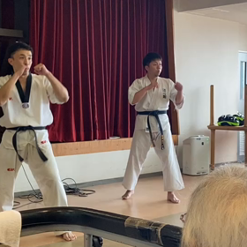 介護老人保健施設　明寿苑　誕生日　演武の画像