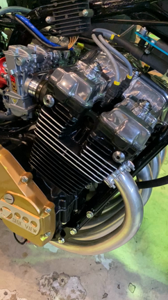 CBX550F I様　カスタム作業最終に入りました！！　絶版車　旧車　レストア　カスタムの記事動画