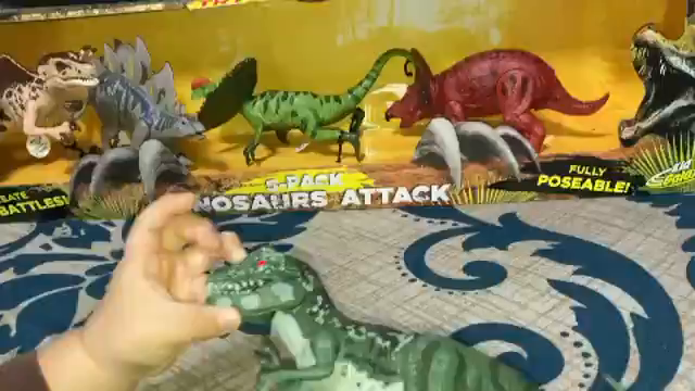 コストコで恐竜のフィギュアおもちゃが550円引きになってるよ〜！の記事動画