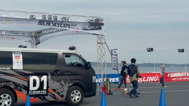 【D1GP】公式練習日！の記事動画
