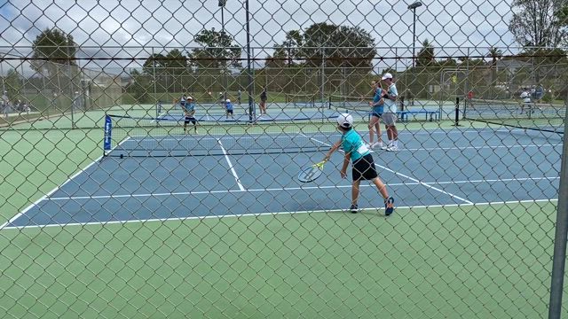 ８歳以下のテニス試合「初陣リポート」の記事動画
