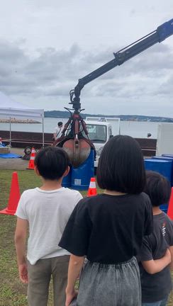 主夫のまいにち　大型クレーンも操縦させてくれるんやーの記事動画