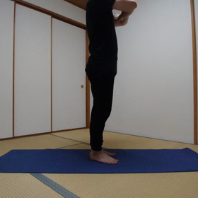 ステップ６：クローズ・スクワットをやってみようの画像