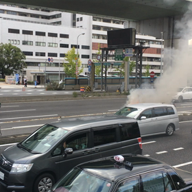三菱車 ランエボ 車両火災発生の画像