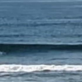 今日も小波の湘南の画像