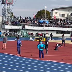 女子リレー　第４組の画像