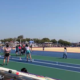 女子100mレース前アップ⑦の画像