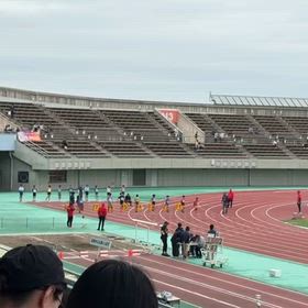 ４年男子100m予選①の画像