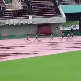 男子800m 中盤の画像