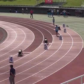 女子4×100ｍリレー①の画像