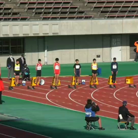 日清カップ6年男子100m決勝の画像