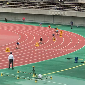 男女混合リレー決勝(ホームストレート側から)の画像