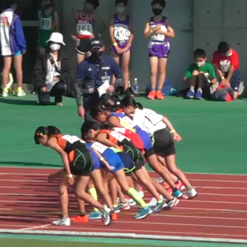 ６年女子1000m第３組①の画像