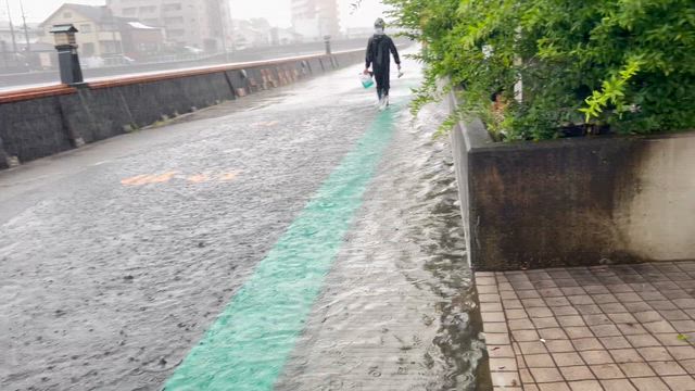 各地での大雨被害お見舞い申し上げますの記事動画