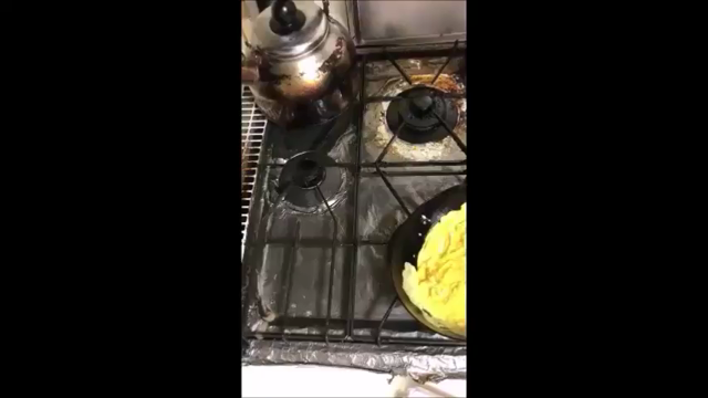 オムレツの失敗とピーマンめんたいの記事動画