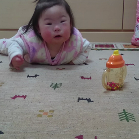 ずり這いが上手になってきたよ♪の画像
