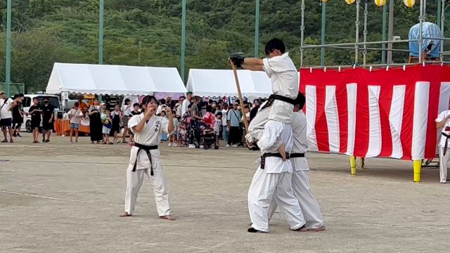 志免夏祭りで演武しましたの記事動画