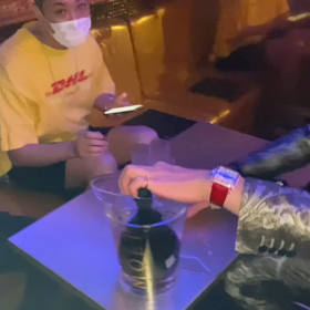 人気ストリップクラブのマダムウーのオーナーMasaくんご来店！の画像