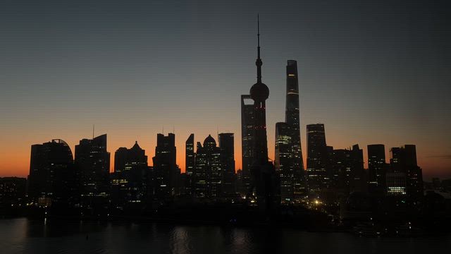 ①ハプニングだらけの中国旅行の記事動画