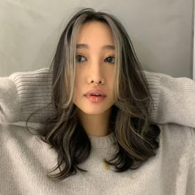カーテンバングとフェイスフレーミングは最強の組み合わせ✨の画像