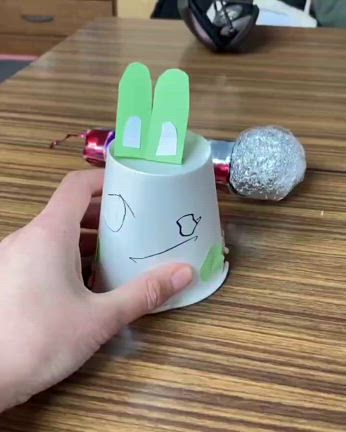 紙コップで作ってあそぼう‼（うさぎっこ）の記事動画