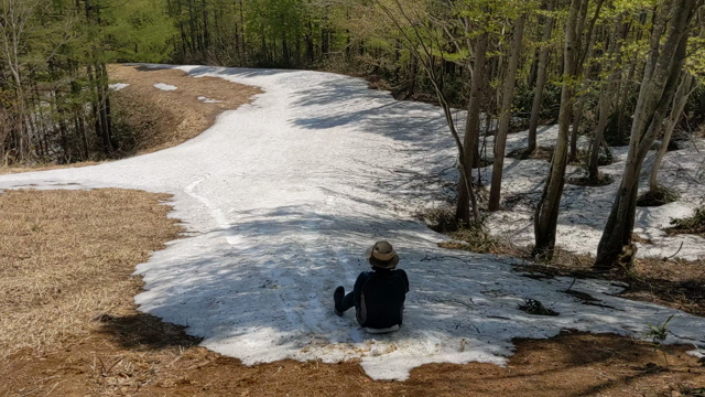 残雪の斑尾山　春ハイク③の記事動画