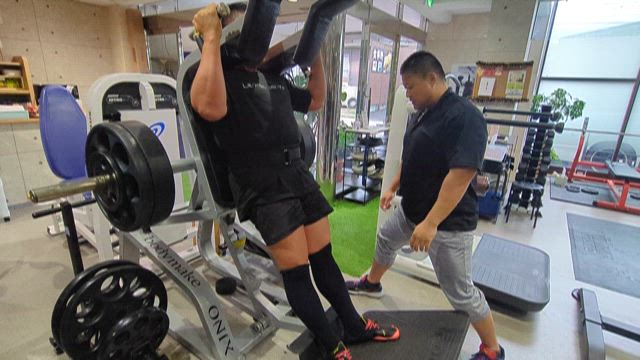 BOSSの脚トレの記事動画