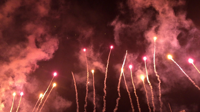 神宮外苑花火大会の記事動画