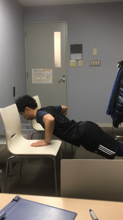 伊丹パーソナルトレーニング津村 公輔 全身を引き締めるトレーニングの記事動画