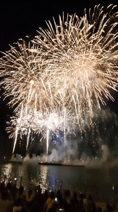 【相生市】相生ペーロン祭りの花火大会「6000発の花火が播磨の夜空に咲き乱れ♪」の記事動画