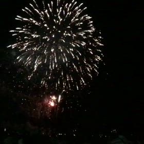 皆さんの癒しに花火の映像はいかがですかの画像
