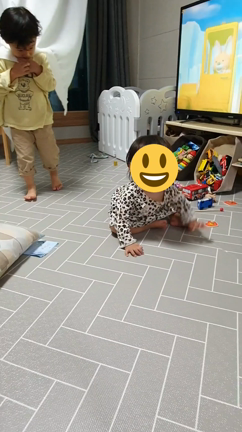 ひとりで歩いた！！！の記事動画