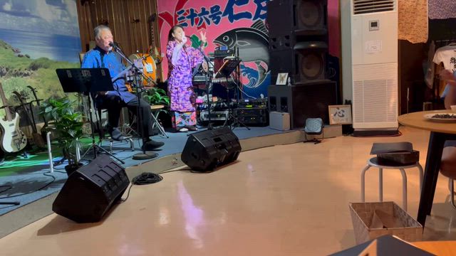 夕飯はライブにての記事動画