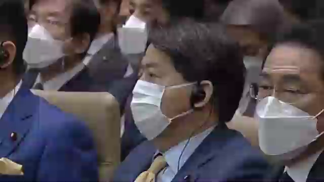 林外相 大あくび。ゼレンスキー氏の演説は眠たいのか？の記事動画