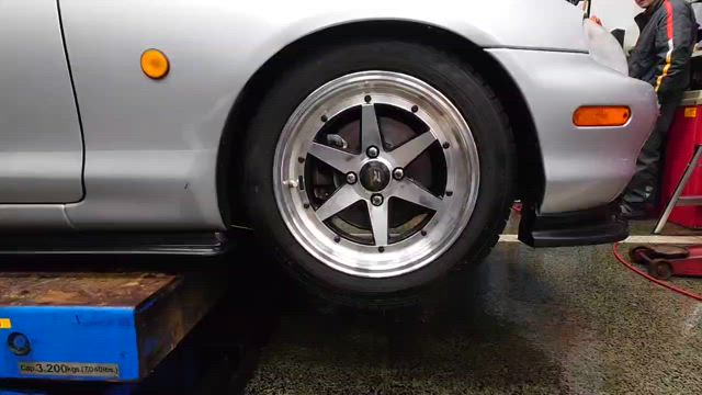 【NA/NBロードスターの低い脚】ブリッツ改ローポジションの記事動画