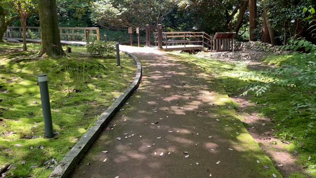 店の近隣はけっこう見所ありの記事動画