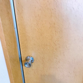 暗かったトイレをDIYでサロン仕様にの画像