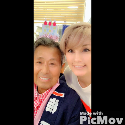 両親の誕生日会の記事動画