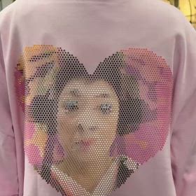 不思議なパーカーをいただきました！の画像