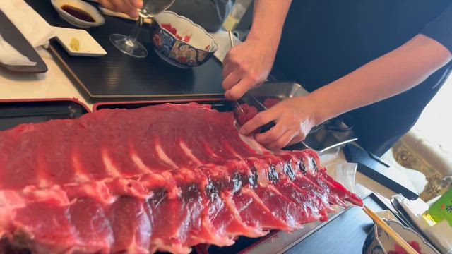 オカミハウス 豪快本鮪中落ちの記事動画