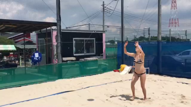マタニティーバレーの記事動画