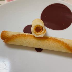 サックリまろやか！ブルボン ルーベラ(ラングドシャクッキー)のサムネイル画像