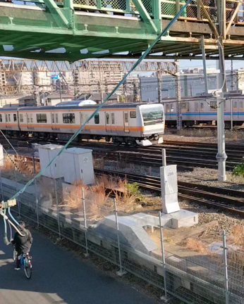 三鷹跨線橋最終日 人大杉( ;ﾟ皿ﾟ)ﾉｼの記事動画