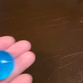 実験中のカクテルの画像