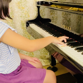 「鬼滅の刃」を耳コピで弾いてくれました♪♪の画像