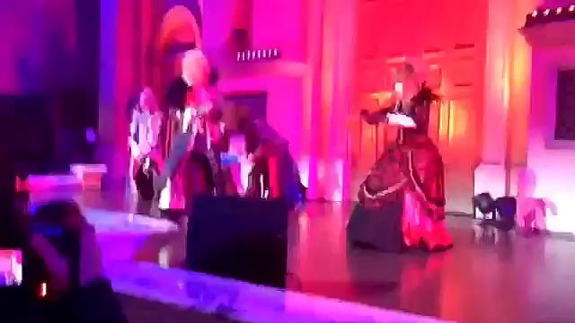 ■9/25お台場ヴィーナスフォート「Versailles Public Performance」の記事動画
