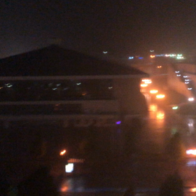 台風真っ只中の画像