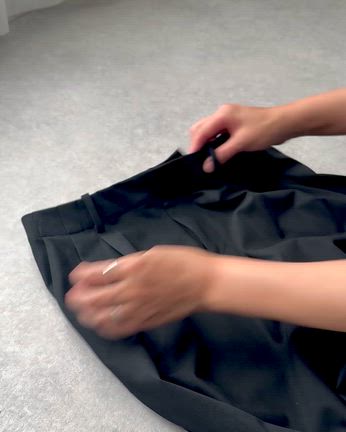 UNIQLO進化が止まらない‼️神パンツ来たー‼️の記事動画