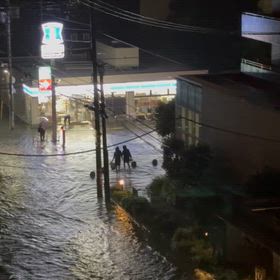 ヤバい雨の画像