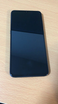 伊尼 Xiaomi Mi9グロ版　開封の儀の記事動画
